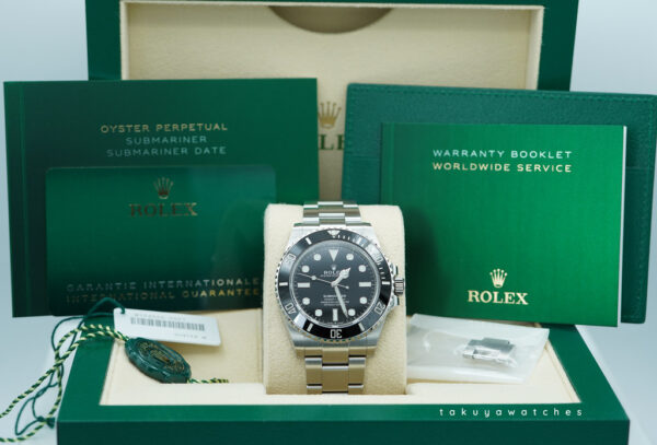 Rolex 124060 SUBMARINER NO DATE 41 NEW MODEL 2022 WARRANTY FULL SET - Image 2