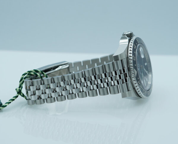 BRAND NEW Rolex 126710GRNR GMT MASTER 2 BLACK GREY BEZEL JUBILEE BAND 2024 FULL SET - Image 6