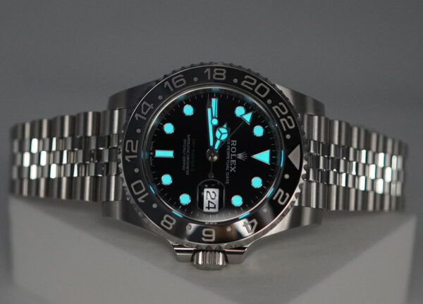 BRAND NEW Rolex 126710GRNR GMT MASTER 2 BLACK GREY BEZEL JUBILEE BAND 2024 FULL SET - Image 11