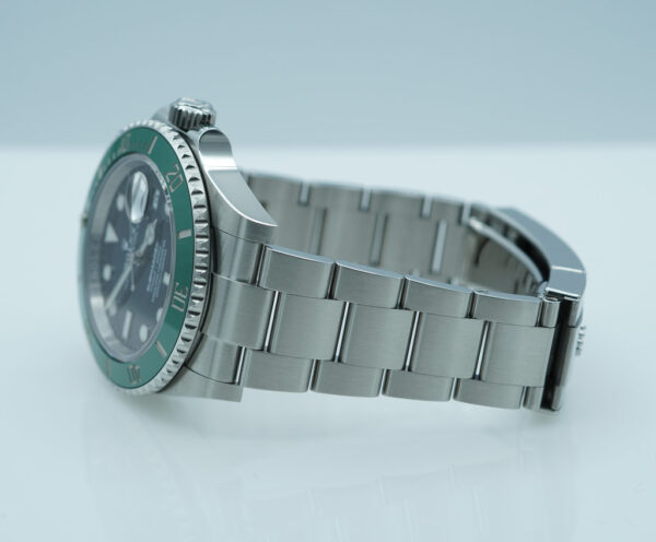 Rolex 126610LV SUBMARINER 41 GREEN MK1 BEZEL BLACK DIAL 2022 WARRANTY FULL SET - Image 5