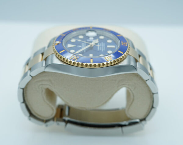 Rolex 126613LB SUBMARINER BLUESY 18K YELLOW GOLD STEEL BLUE DIAL 2022 FULL SET - Image 4