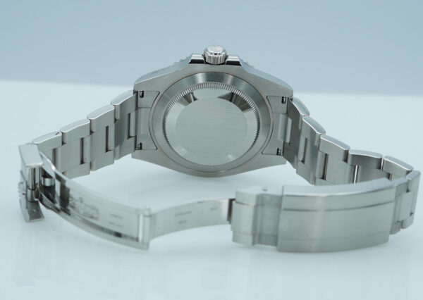 Rolex 126610LV SUBMARINER 41 GREEN MK1 BEZEL BLACK DIAL 2022 WARRANTY FULL SET - Image 8