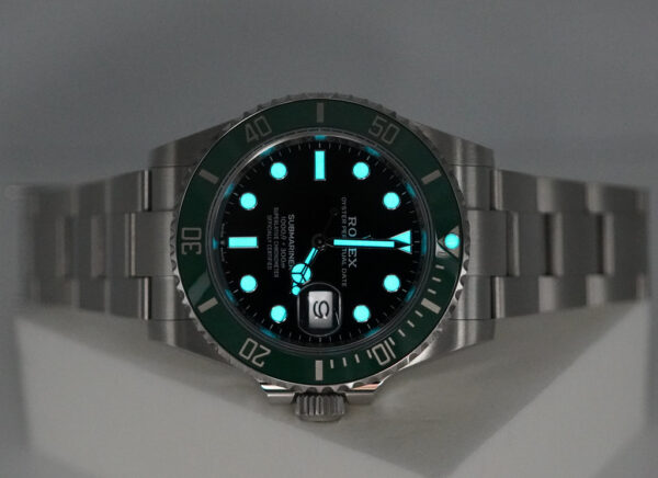 Rolex 126610LV SUBMARINER 41 GREEN MK1 BEZEL BLACK DIAL 2022 WARRANTY FULL SET - Image 11