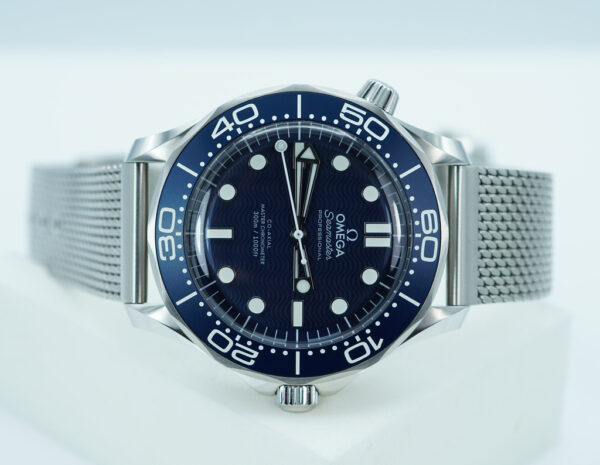 OMEGA SEAMASTER DIVER 300M 007 JAMES BOND 60th ANNIVERSARY 2024 FULL SET - Image 9