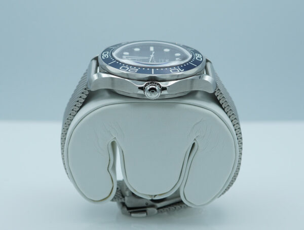 OMEGA SEAMASTER DIVER 300M 007 JAMES BOND 60th ANNIVERSARY 2024 FULL SET - Image 3