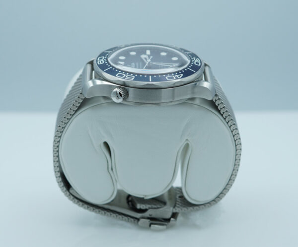 OMEGA SEAMASTER DIVER 300M 007 JAMES BOND 60th ANNIVERSARY 2024 FULL SET - Image 4