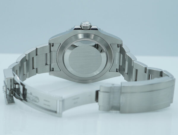 Rolex 124060 SUBMARINER NO DATE 41 NEW MODEL 2023 WARRANTY FULL SET - Image 8