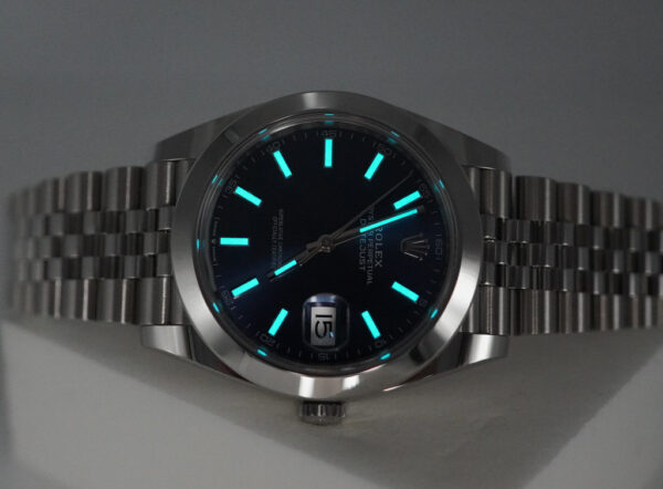 Rolex 126300 DATEJUST 41 BLUE STICK DIAL JUBILEE BAND 2024 FULL SET - Image 11