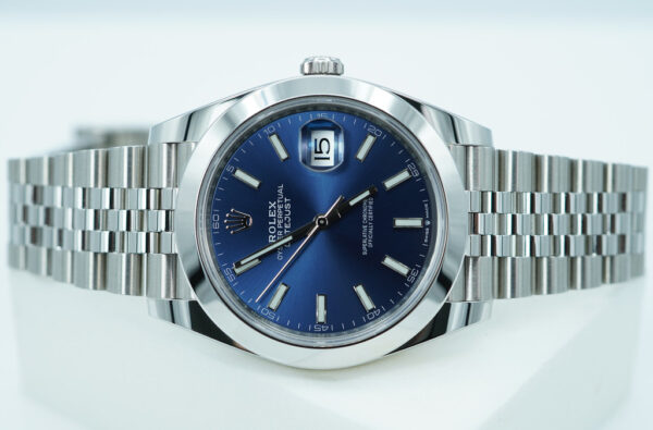 Rolex 126300 DATEJUST 41 BLUE STICK DIAL JUBILEE BAND 2024 FULL SET - Image 10