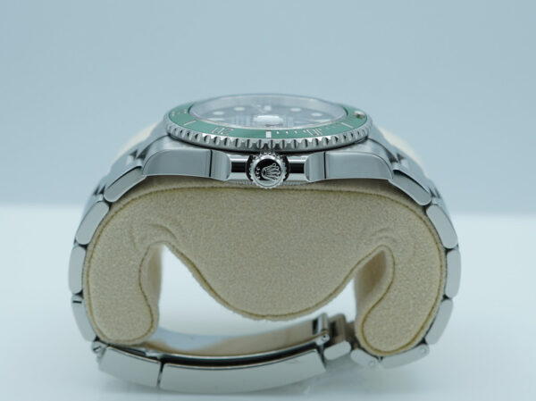 Rolex 126610LV SUBMARINER 41 GREEN MARK 2 BEZEL BLACK DIAL 2023 FULL SET - Image 3
