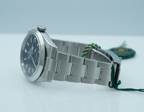 BRAND NEW Rolex 224270 EXPLORER FULL LUME DIAL NEW MODEL 40MM 2024 WARRANTY FULL SET - Image 5