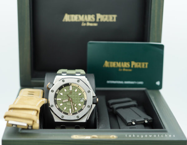 Audemars PIGUET ROYAL OAK OFFSHORE DIVER 15720ST KHAKI GREEN DIAL 2021 WARRANTY - Image 2
