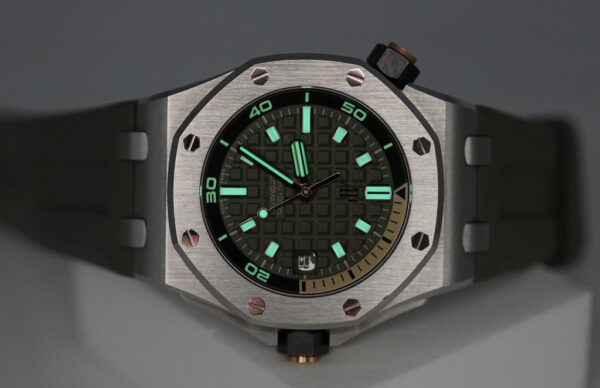 Audemars PIGUET ROYAL OAK OFFSHORE DIVER 15720ST KHAKI GREEN DIAL 2021 WARRANTY - Image 11