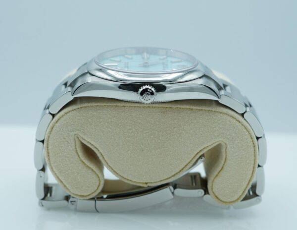 Rolex 124300 OYSTER PERPETUAL 41 TURQUOISE BLUE DIAL 2021 FULL SET - Image 3
