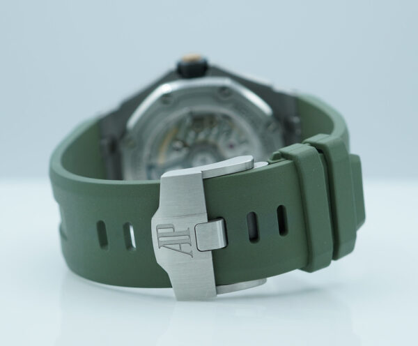Audemars PIGUET ROYAL OAK OFFSHORE DIVER 15720ST KHAKI GREEN DIAL 2021 WARRANTY - Image 7
