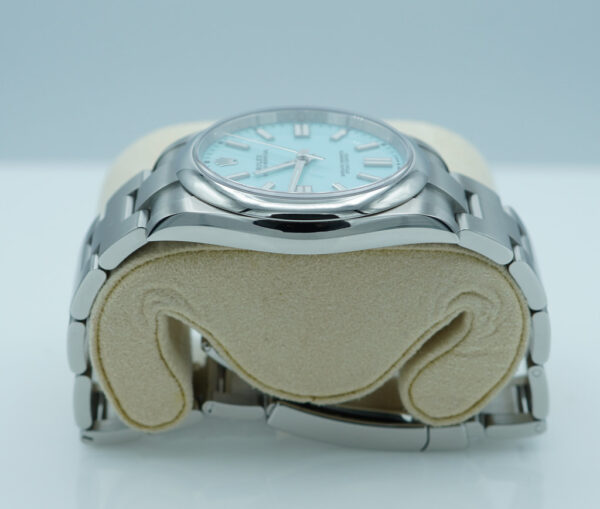 Rolex 124300 OYSTER PERPETUAL 41 TURQUOISE BLUE DIAL 2021 FULL SET - Image 4