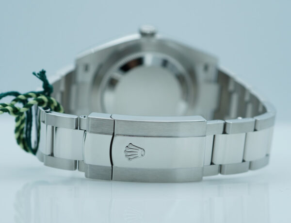 BRAND NEW Rolex 126334 DATEJUST 41 FLUTED BEZEL WIMBLEDON DIAL OYSTER BAND 2025 FULL SET - Image 7