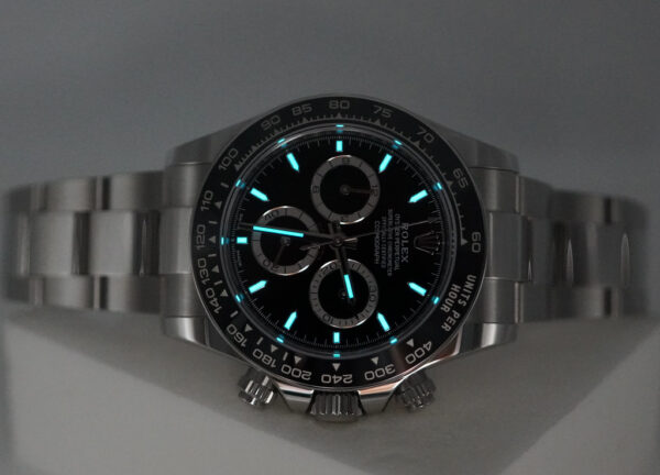 Rolex 126500LN DAYTONA STAINLESS STEEL BLACK DIAL 2024 WARRANTY FULL SET - Image 10