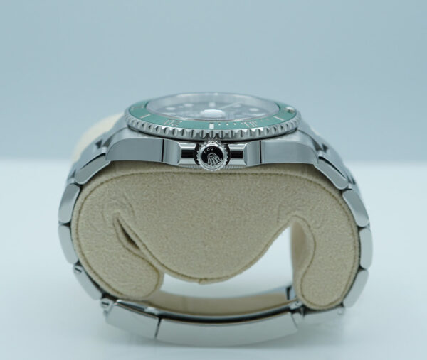Rolex 126610LV SUBMARINER 41 GREEN MARK 1 BEZEL 2022 WARRANTY FULL SET - Image 3