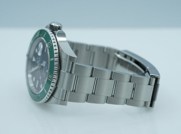 Rolex 126610LV SUBMARINER 41 GREEN MARK 1 BEZEL 2022 WARRANTY FULL SET - Image 5