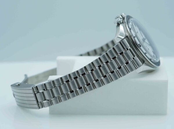 Omega SPEEDMASTER PROFESSIONAL MOONWATCH WHITE DIAL 2024 WARRANTY FULL SET - Image 5