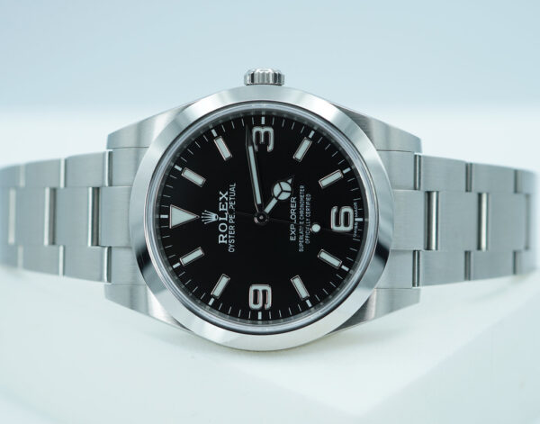 Rolex 214270 EXPLORER FULL LUME DIAL 39MM 2019 DISCONTINUED FULL SET - Image 10