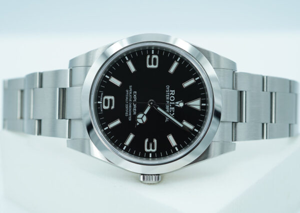 Rolex 214270 EXPLORER FULL LUME DIAL 39MM 2019 DISCONTINUED FULL SET - Image 9