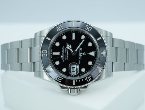 Rolex 126610LN SUBMARINER DATE 41 NEW MODEL 2023 WARRANTY FULL SET - Image 9