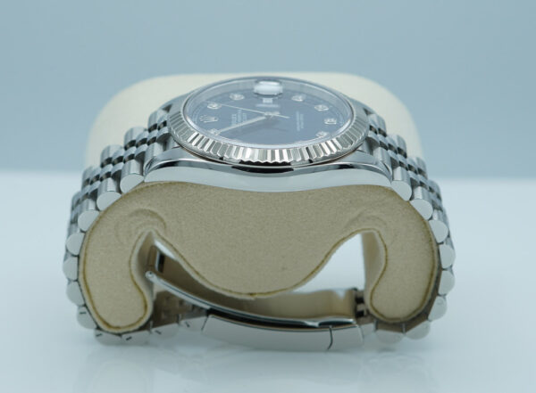 Rolex 126334 DATEJUST 41 FLUTED BEZEL BLUE DIAMOND DIAL JUBILEE BAND FULL SET - Image 4