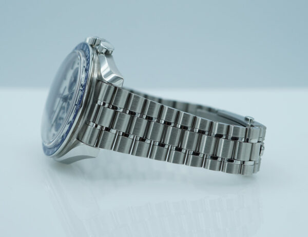 Omega SPEEDMASTER SILVER SNOOPY AWARD 50TH ANNIVERSARY EXTRA 3861 BRACELET 2022 FULL SET - Image 5