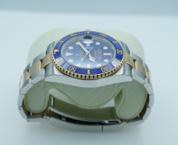 Rolex 116613LB SUBMARINER BLUESY 2 TONE FLAT BLUE DIAL RSC SERVICED FULL SET - Image 4