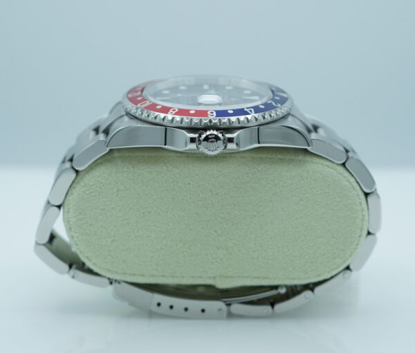 Rolex 16710B GMT MASTER II PEPSI RED BLUE BEZEL Z SERIAL BOXES PAPERS - Image 3