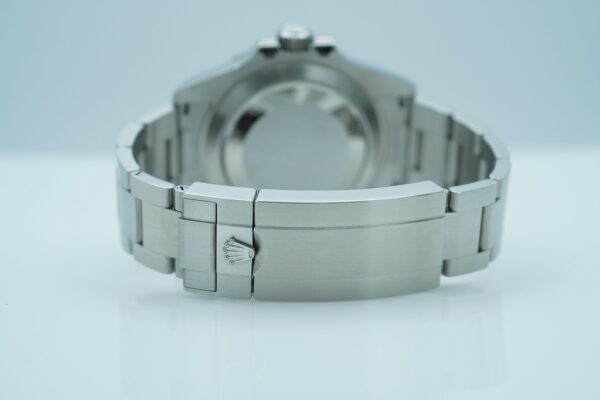 Rolex 124060 SUBMARINER NO DATE 41 NEW MODEL 2022 WARRANTY FULL SET - Image 7