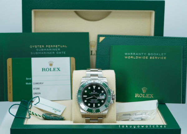 Rolex 116610LV SUBMARINER HULK GREEN DIAL GREEN BEZEL 2019 FULL SET - Image 2