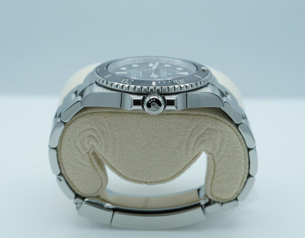 Rolex 124060 SUBMARINER NO DATE 41 NEW MODEL 2023 WARRANTY FULL SET - Image 3