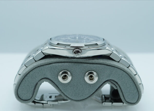 BRAND NEW Vacheron CONSTANTIN OVERSEAS 4520V STAINLESS STEEL BLUE DIAL NEW MODEL 2025 FULL SET - Image 3