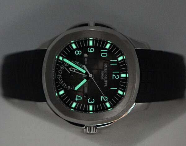 Patek PHILIPPE 5164A AQUANAUT TRAVEL TIME STAINLESS STEEL 2019 FULL SET - Image 11