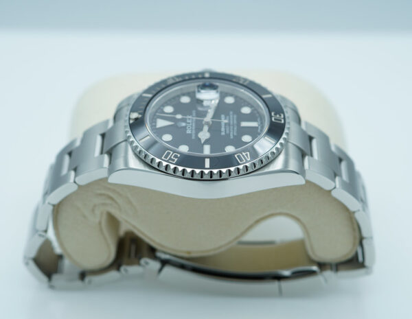 Rolex 116610LN SUBMARINER DATE STAINLESS STEEL 40MM 2019 FULL SET - Image 4