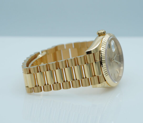 Rolex 128238 DAY DATE 36 18K YELLOW GOLD CHAMPAGNE DIAL 2024 WARRANTY FULL SET - Image 5