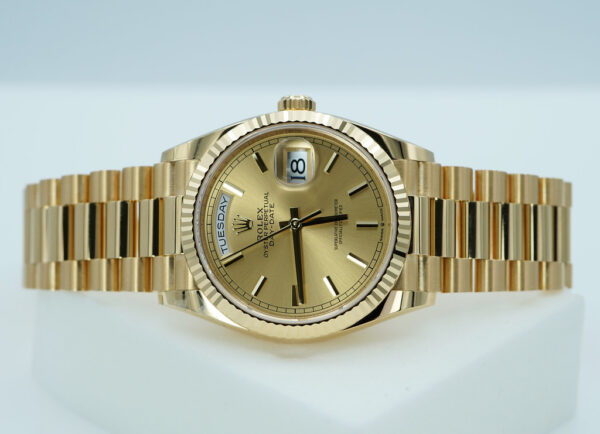 Rolex 128238 DAY DATE 36 18K YELLOW GOLD CHAMPAGNE DIAL 2024 WARRANTY FULL SET - Image 10