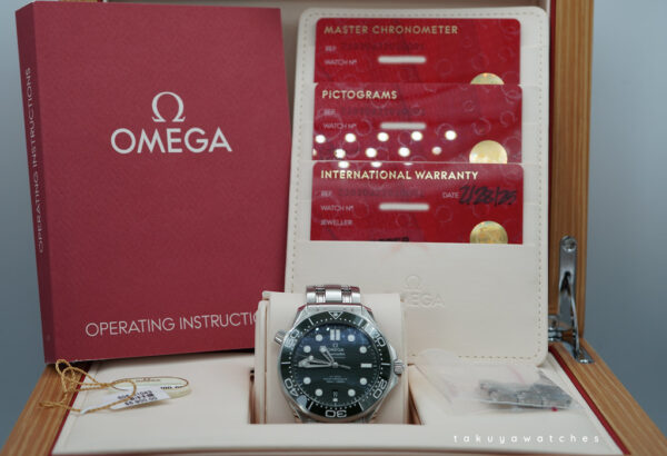 Omega SEAMASTER DIVER 300M GREEN WAVE DIAL BRACELET 2025 WARRANTY FULL SET - Image 2