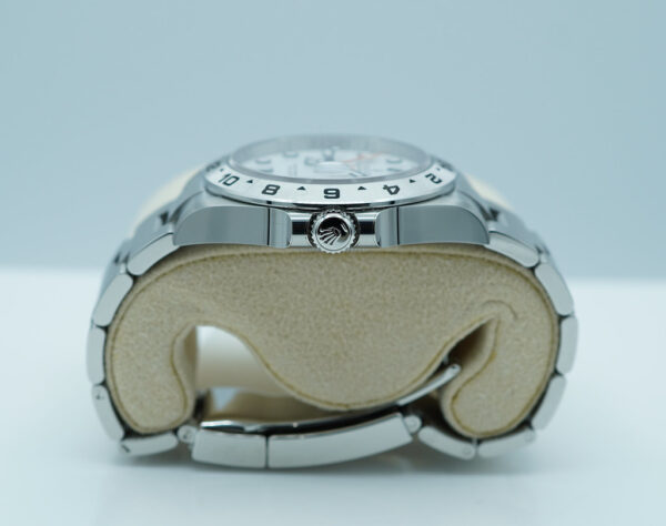 Rolex 226570 EXPLORER 2 POLAR WHITE DIAL NEW MODEL WARRANTY FULL SET - Image 3