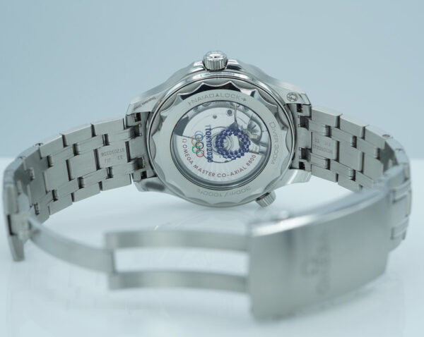 Omega SEAMASTER DIVER 300M TOKYO 2020 OLYMPICS WHITE DIAL BLUE BEZEL FULL SET - Image 8