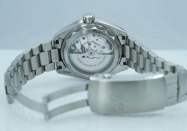 Omega SEAMASTER PLANET OCEAN 600M WHITE DIAL ORANGE BEZEL FULL SET - Image 8