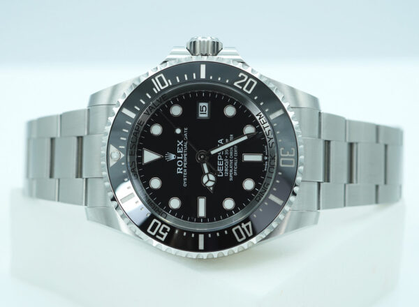 Rolex 136660 DEEPSEA BLACK DIAL NEWER MODEL 2024 WARRANTY FULL SET - Image 10