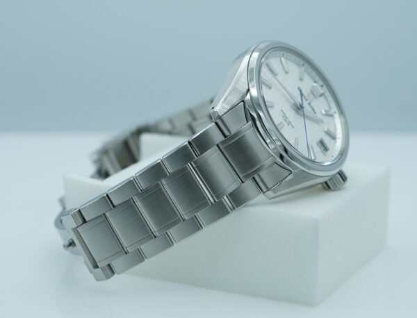 Grand Seiko SLGA009 WHITE BIRCH SPRING DRIVE 5 DAYS 2024 WARRANTY FULL SET - Image 6