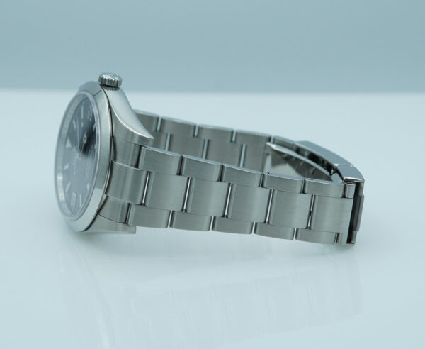 Rolex 214270 EXPLORER STAINLESS STEEL MARK 1 DIAL 39MM DISCONTINUED BOX & PAPER - Image 5