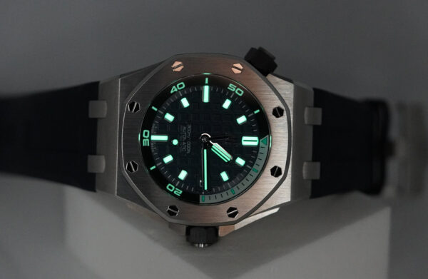 Audemars PIGUET ROYAL OAK OFFSHORE DIVER 15720ST BLUE DIAL 2024 WARRANTY FULL SET - Image 11