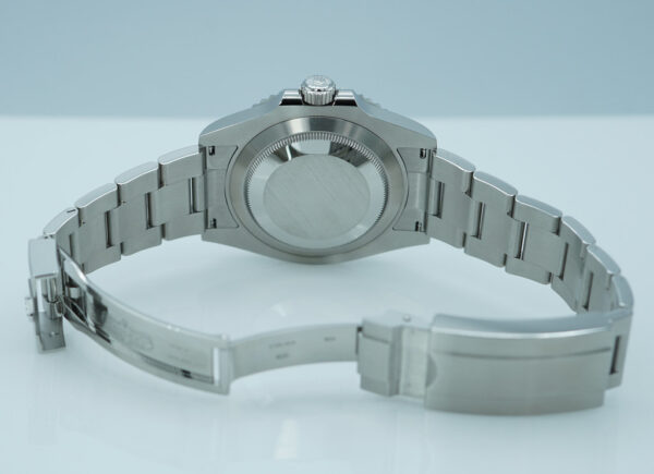 Rolex 124060 SUBMARINER NO DATE 41 NEW MODEL 2025 WARRANTY FULL SET - Image 8