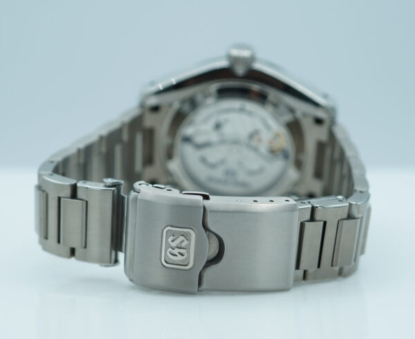 Grand Seiko SPORT SBGA481 TOKYO LION SPRING DRIVE TITANIUM 2024 WARRANTY FULL SET - Image 7